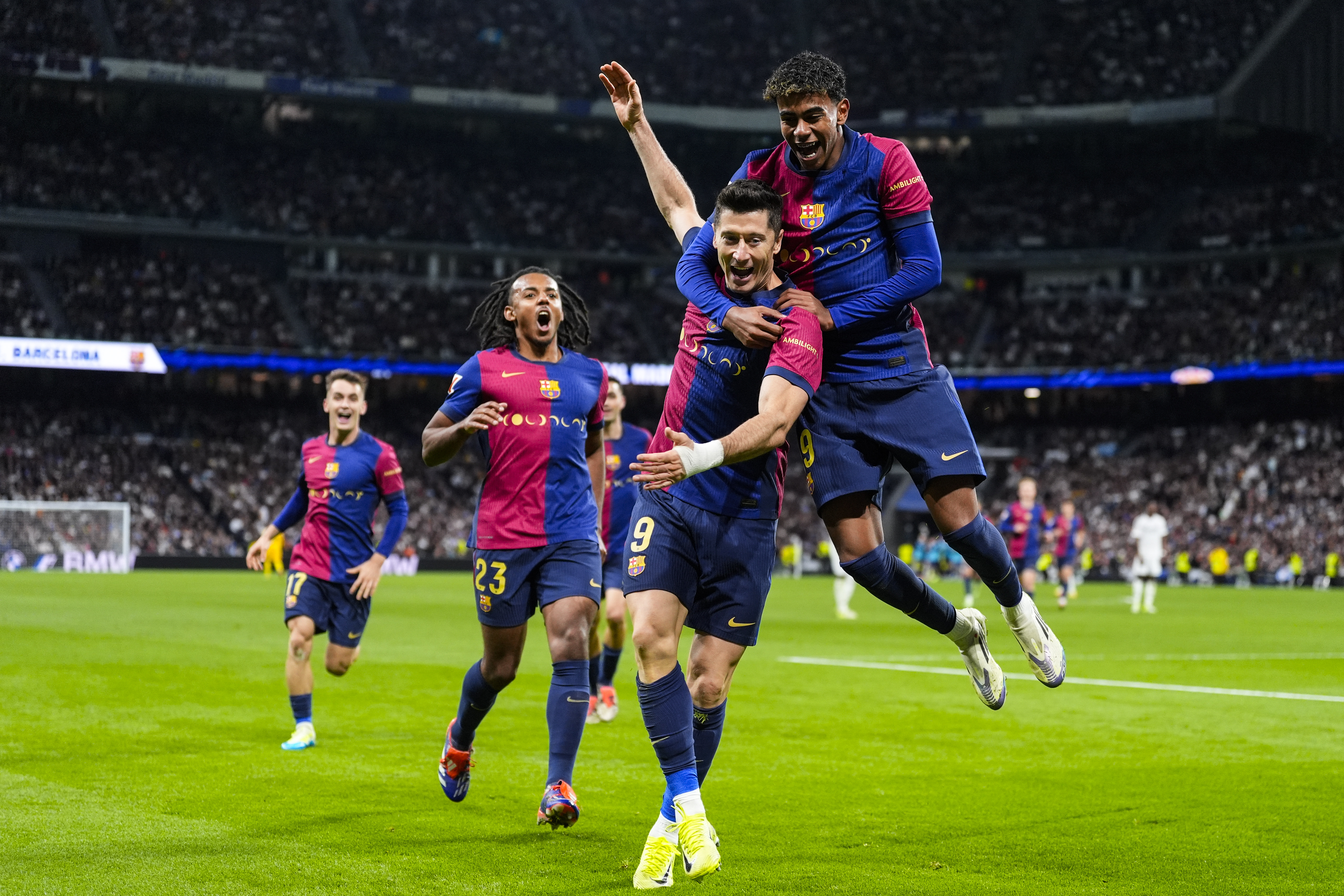 包含德国队不断突破!,莱万多夫斯基连续二十场比赛得分超过败北再创辉煌时刻的词条 包含德国队不断突破!,莱万多夫斯基连续二十场比赛得分超过败北再创辉煌时刻的词条