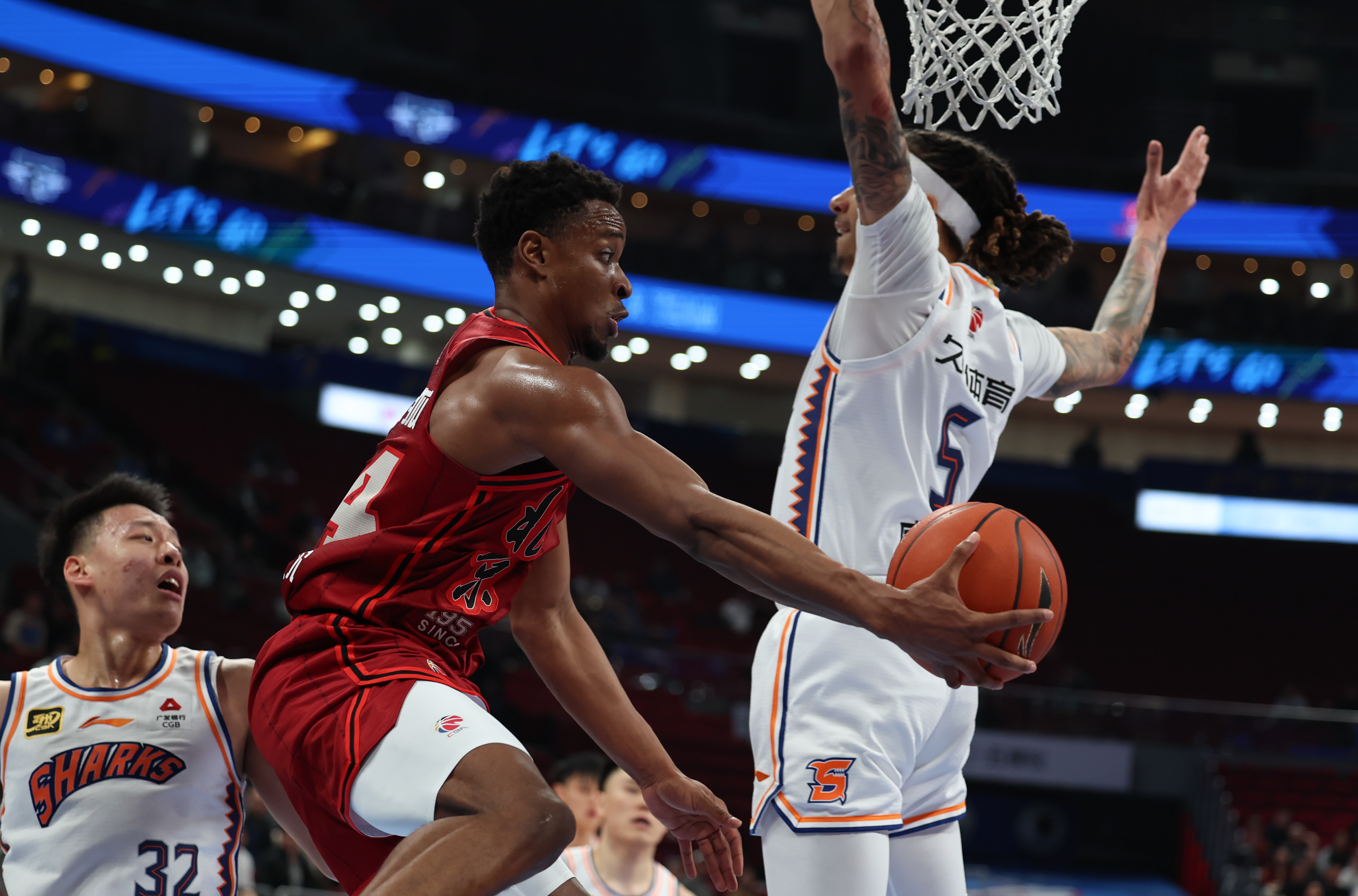 包含清晨NBA常规赛焦点战,上海久事绝杀压哨,更衣室稳定,纪律约束更严格的词条 包含清晨NBA常规赛焦点战,上海久事绝杀压哨,更衣室稳定,纪律约束更严格的词条